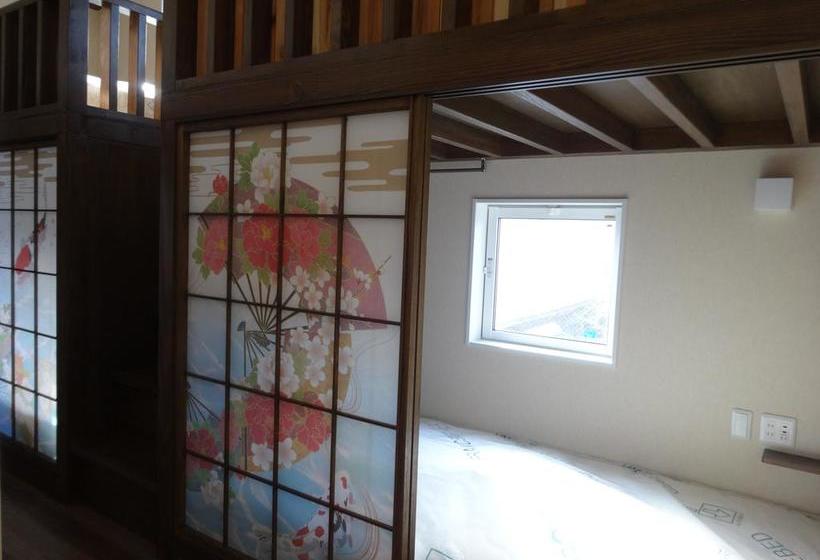 הוסטל Maisan Chi Guesthouse & Cafe