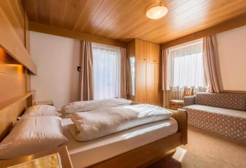 Aamiaismajoitus (B&B) Tlisüra