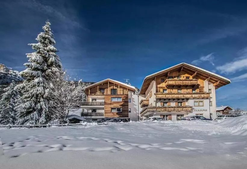 Aamiaismajoitus (B&B) Tlisüra