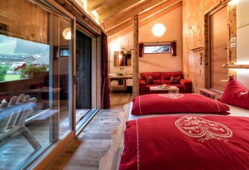 ベッドアンドブレックファースト La ücia By Fana Ladina