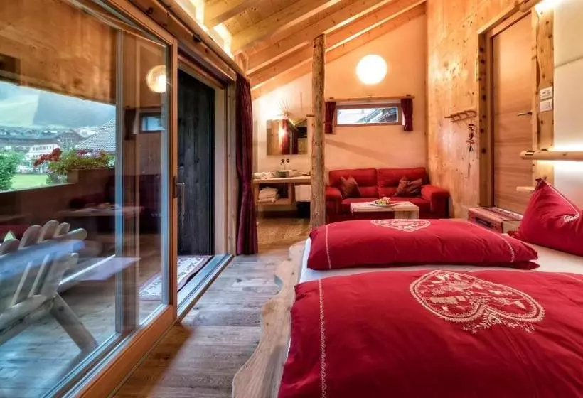 Aamiaismajoitus (B&B) La ücia By Fana Ladina