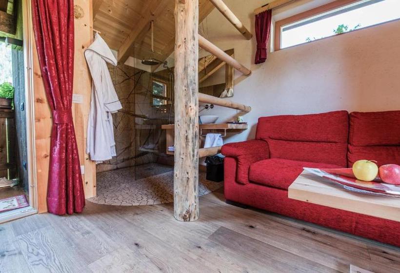 Bed and Breakfast La ücia By Fana Ladina