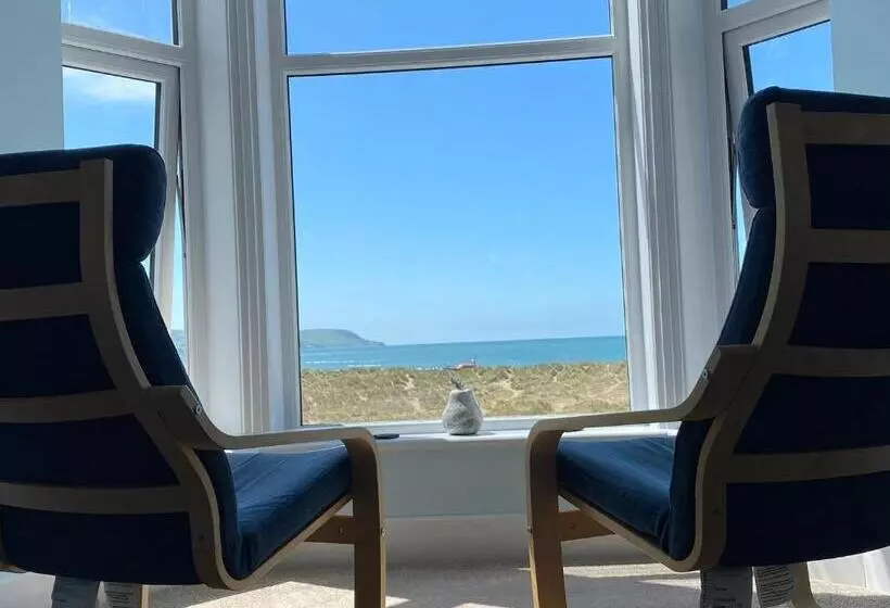 Aamiaismajoitus (B&B) Oceandrive