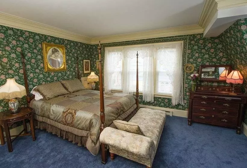 تختخواب و صبحانه Thornhedge Inn