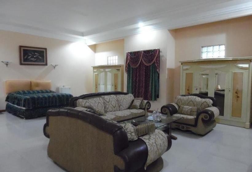 Otel Captial O 2205 3 Intan