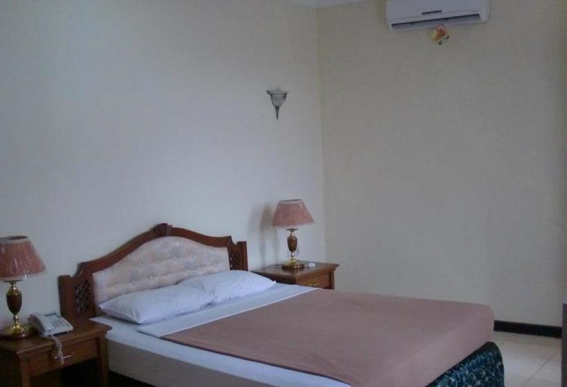 Otel Captial O 2205 3 Intan