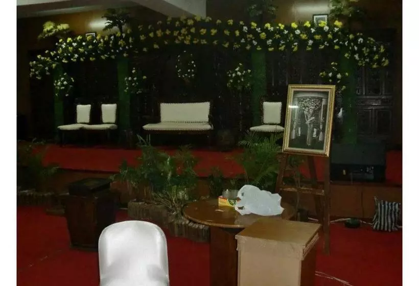 Hotel Captial O 2205  3 Intan