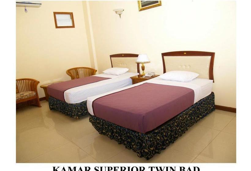 Otel Captial O 2205 3 Intan