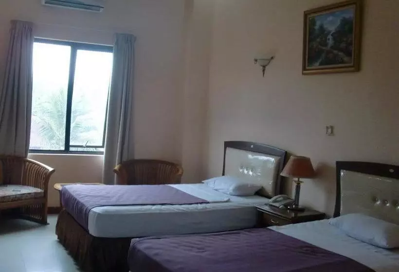 Hotel Captial O 2205  3 Intan