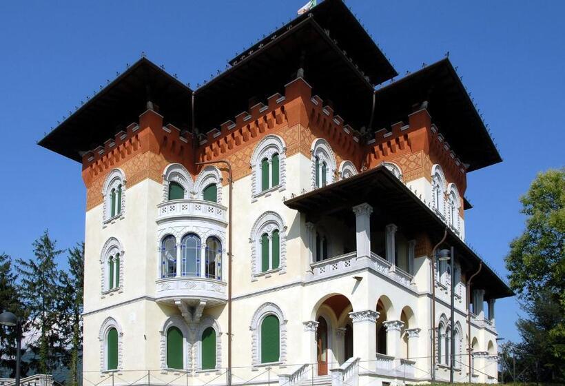 Szálloda Albergo Al Tarcentino