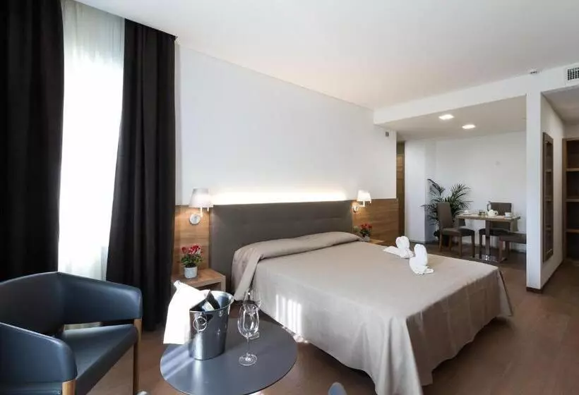 ホテル Albergo Al Tarcentino