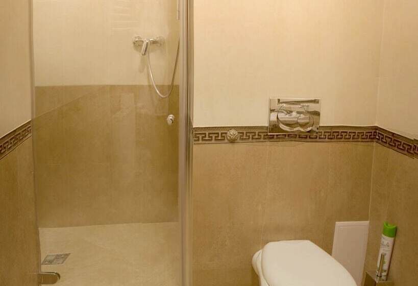 هتل British Club Lviv