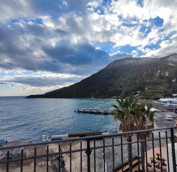 בית מלון כפרי Faraglione