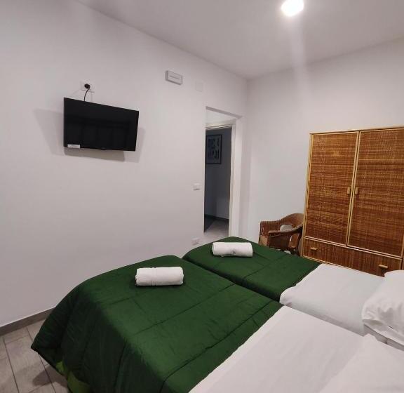 בית מלון כפרי Faraglione