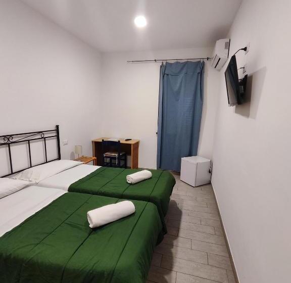 בית מלון כפרי Faraglione