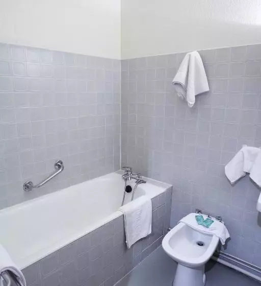 هتل Hôtel De Paris