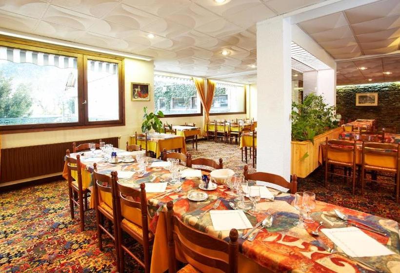 فندق Hôtel De Paris