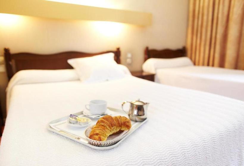 ホテル Hôtel De Paris