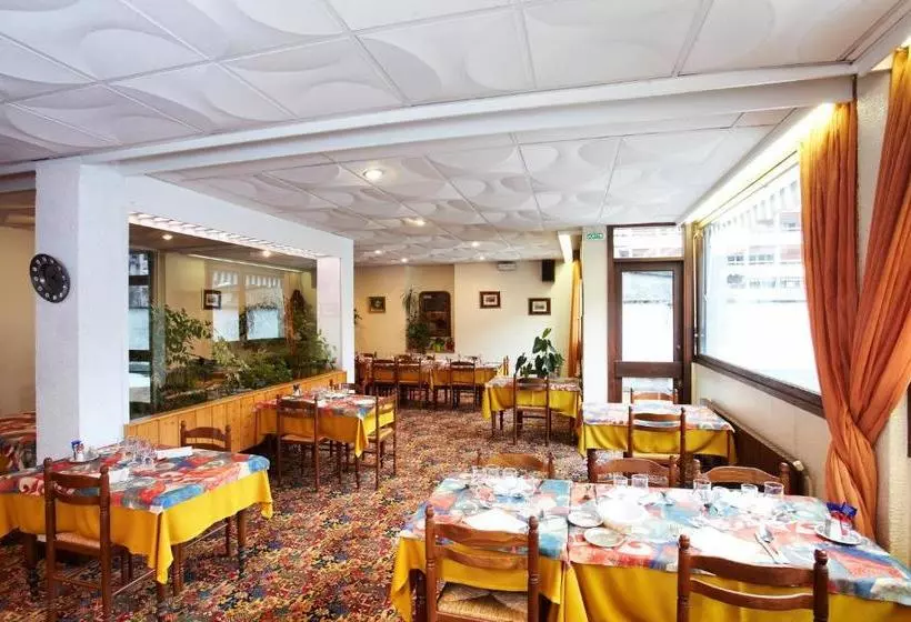 هتل Hôtel De Paris