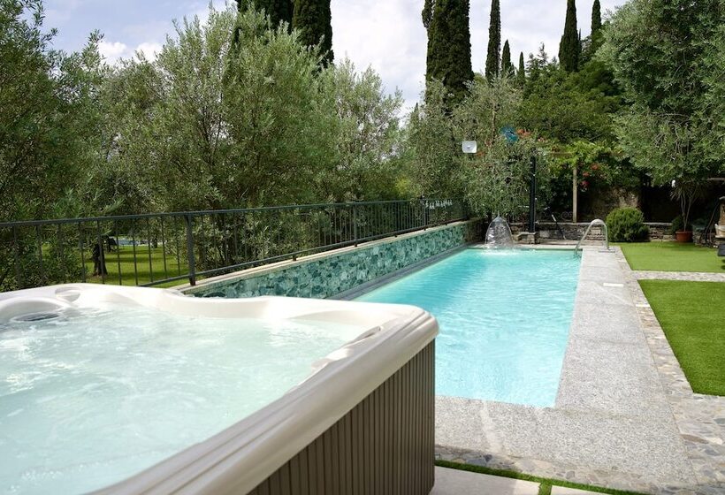 호텔 Diffuso Il Portichetto Vezio Perledo