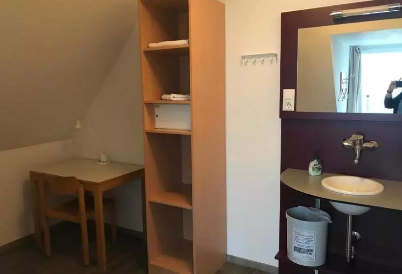 Hotelli Jugendhaus Michaelsberg