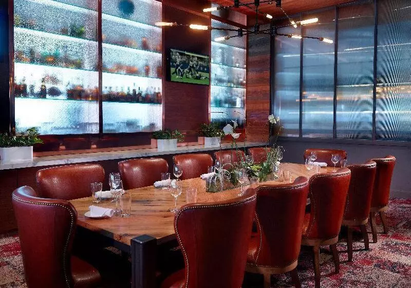 Hotelli Omni Frisco At The Star