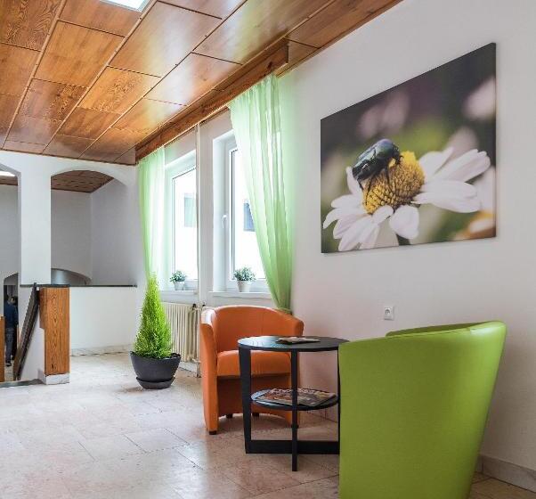 בית מלון כפרי Pod šaumburkem