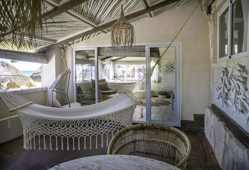 Hotelli Villa Las Estrellas Tulum  Located At The Party Zone