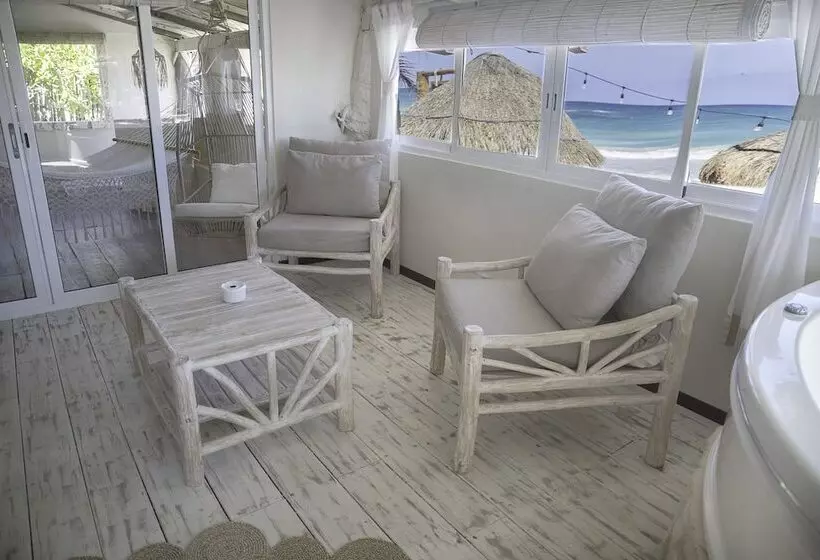 Hotelli Villa Las Estrellas Tulum  Located At The Party Zone