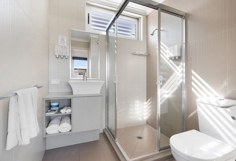 Мотель Smart Stayzzz Inns