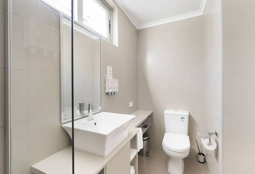 Мотель Smart Stayzzz Inns