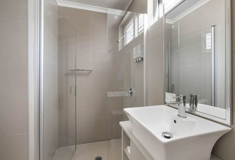 Мотель Smart Stayzzz Inns