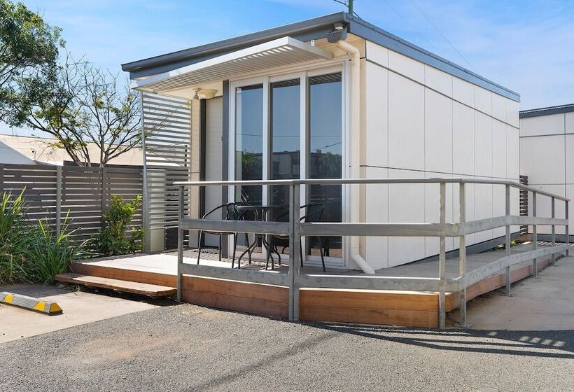 Мотель Smart Stayzzz Inns