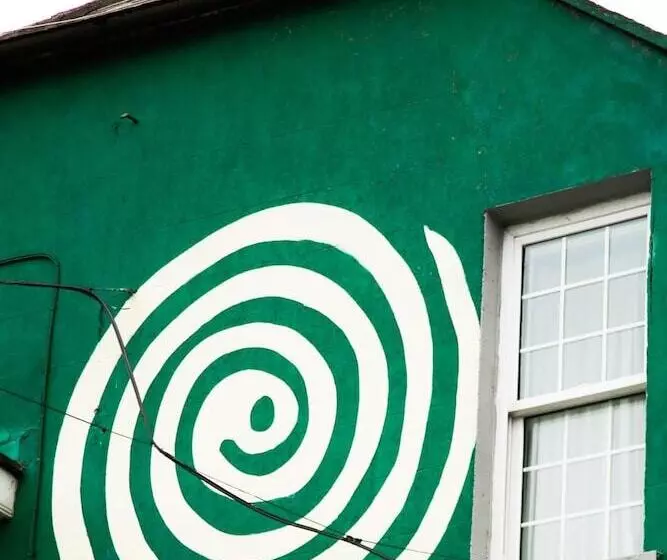 Spoon And The Stars Hostel