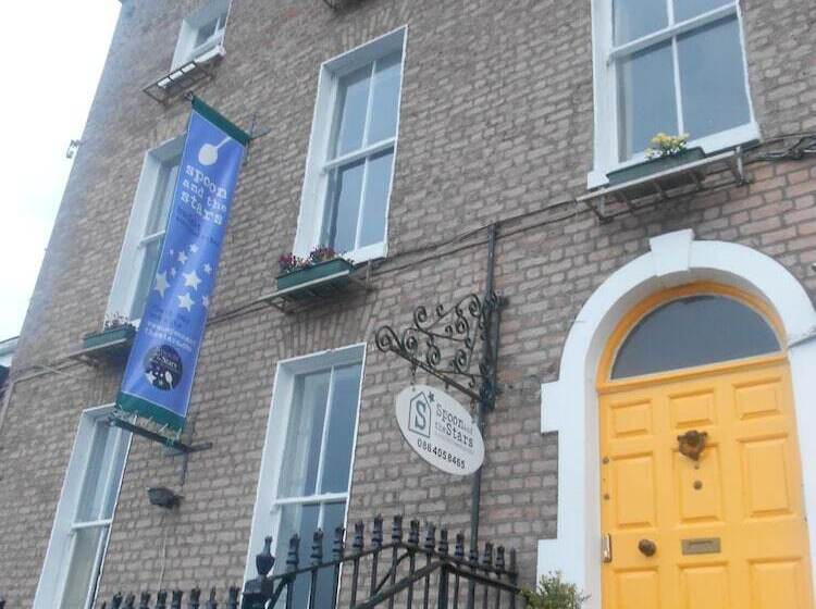 Spoon And The Stars Hostel