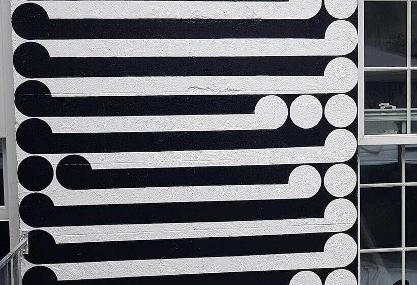 Spoon And The Stars Hostel