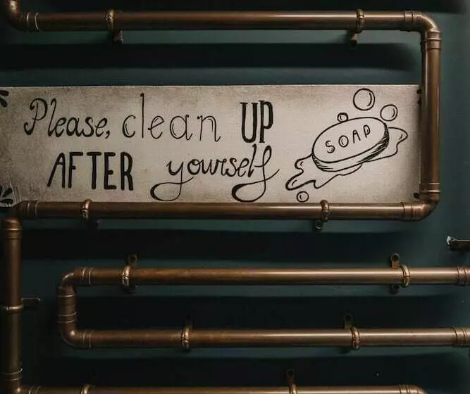 Spoon And The Stars Hostel