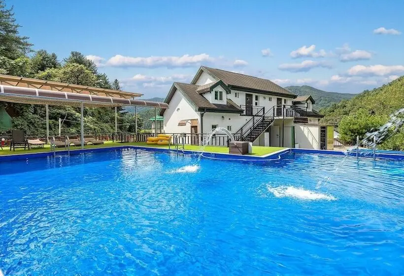 Gapyeong Gipeunsanarae Spa Pension