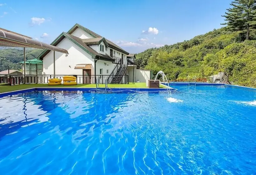 Gapyeong Gipeunsanarae Spa Pension
