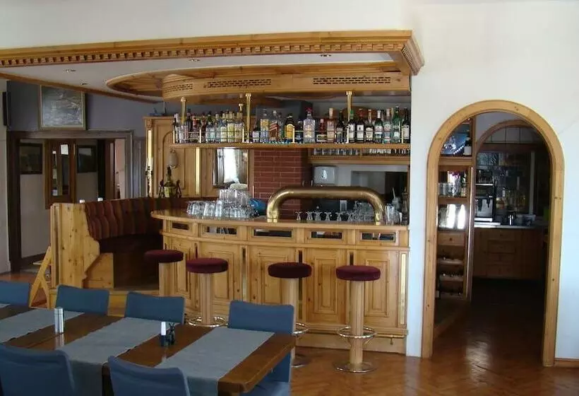 Retkeilymaja Jägerhof