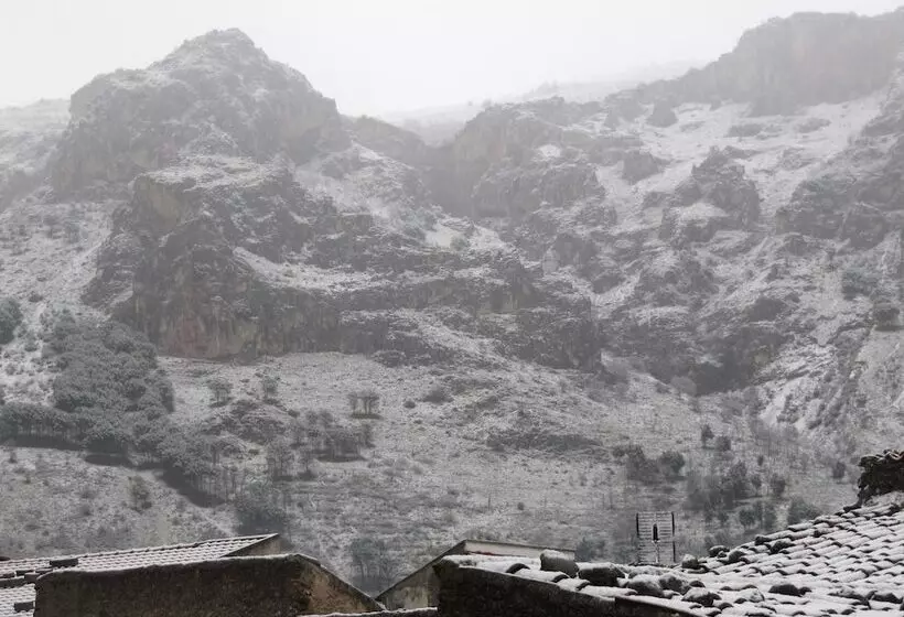 Aamiaismajoitus (B&B) Montagne Rocciose