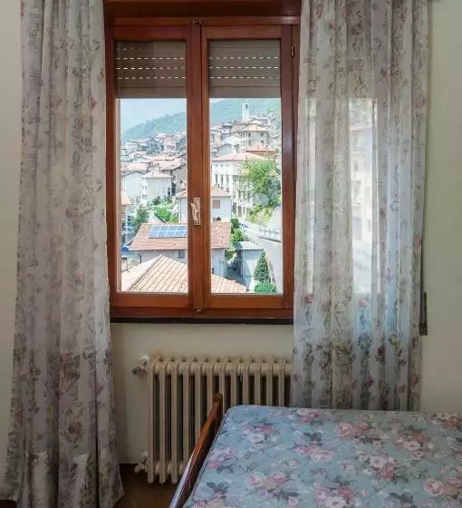 Hotelli Albergo De Jean