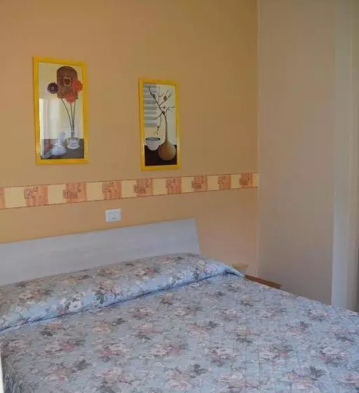 Hotelli Albergo De Jean