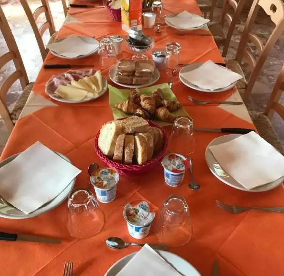 Hotelli Albergo De Jean