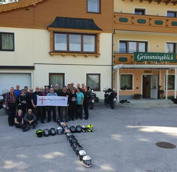 Hotelli Alpengasthof Grimmingblick