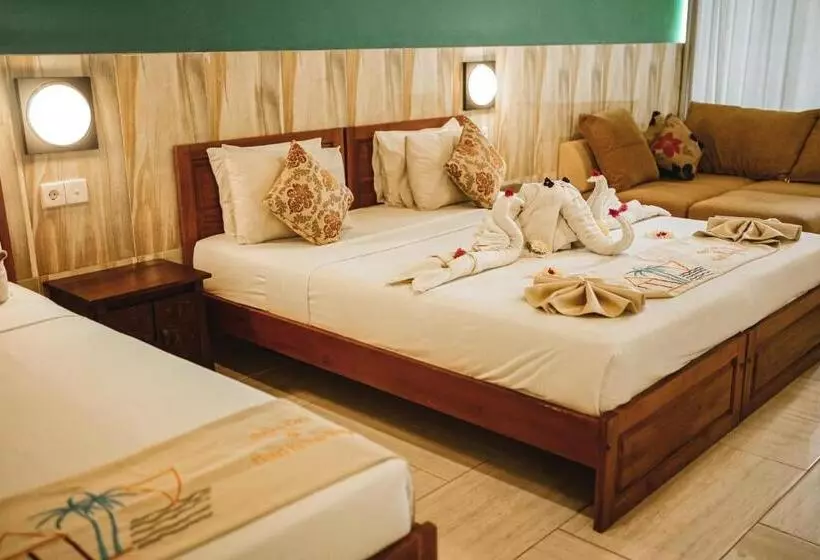 Amed Cafe & Hotel Kebun Wayan