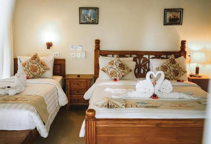 Amed Cafe & Hotel Kebun Wayan