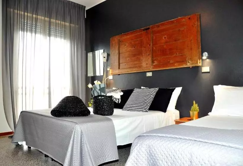 Hotelli Anna Gabicce Mare