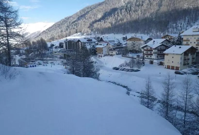 Hotelli Apart Garni Motnaida