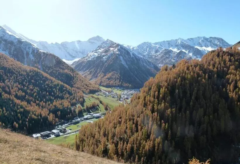 Hotelli Apart Garni Motnaida